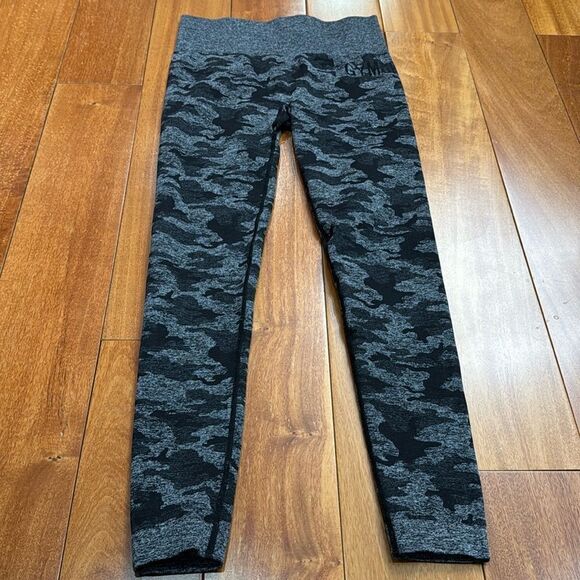 NWOT Gymshark Adapt Camo Seamless Leggings Black Size 26 - Picture 3 of 12